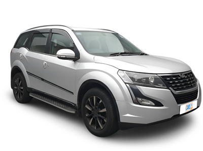 Mahindra XUV500-img